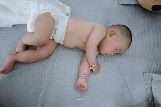 汉中4个月宝宝特点 汉中4个月宝宝特点